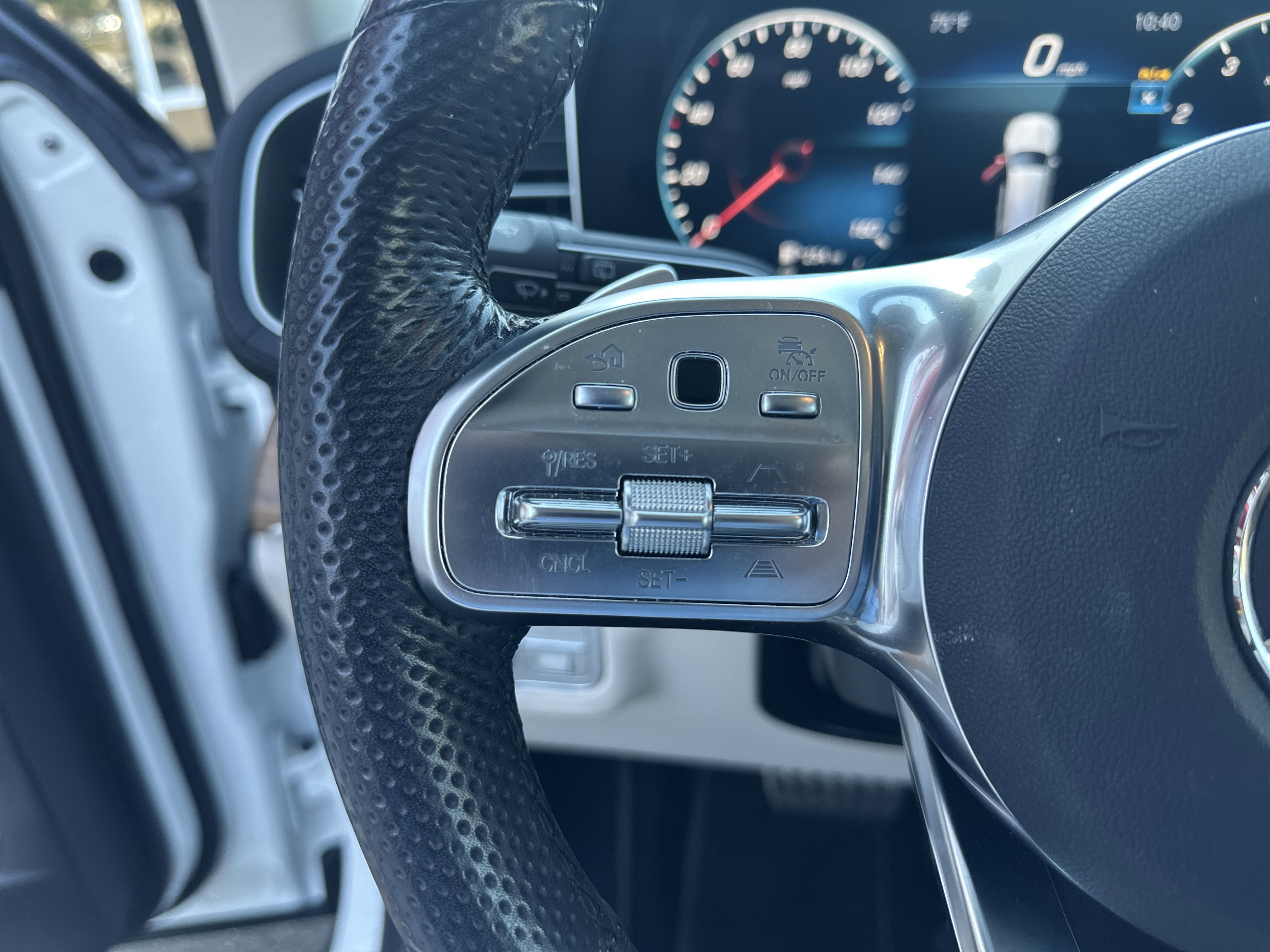 2023 Mercedes Benz GLS 450 4MATIC photo 8