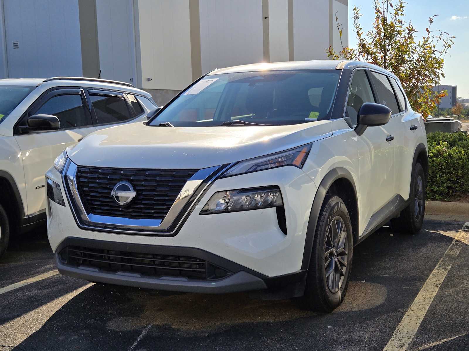 2023 Nissan Rogue S photo 2