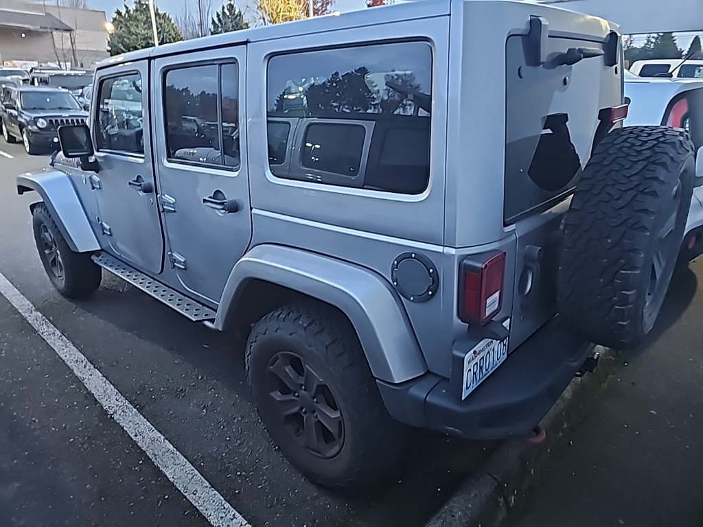 2017 Jeep Wrangler Unlimited Rubicon Recon photo 4