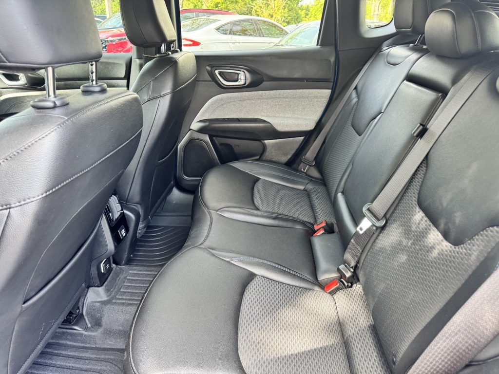 2024 Jeep Compass Latitude photo 11