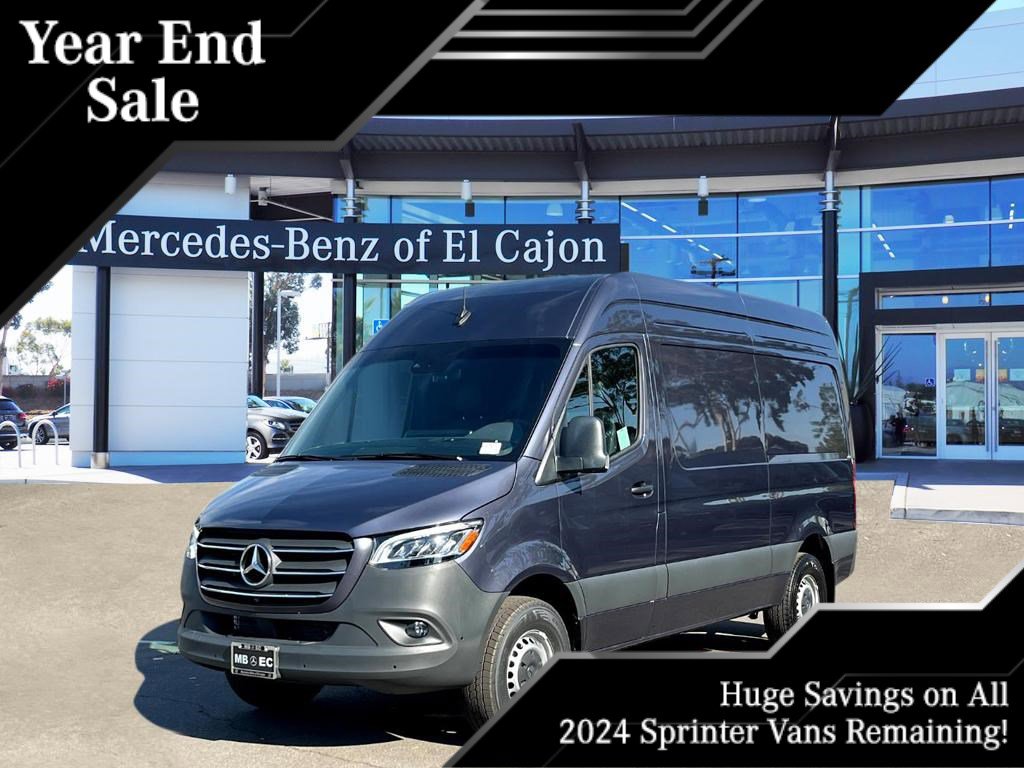 2024 Mercedes-Benz Sprinter Crew Van Base's photo