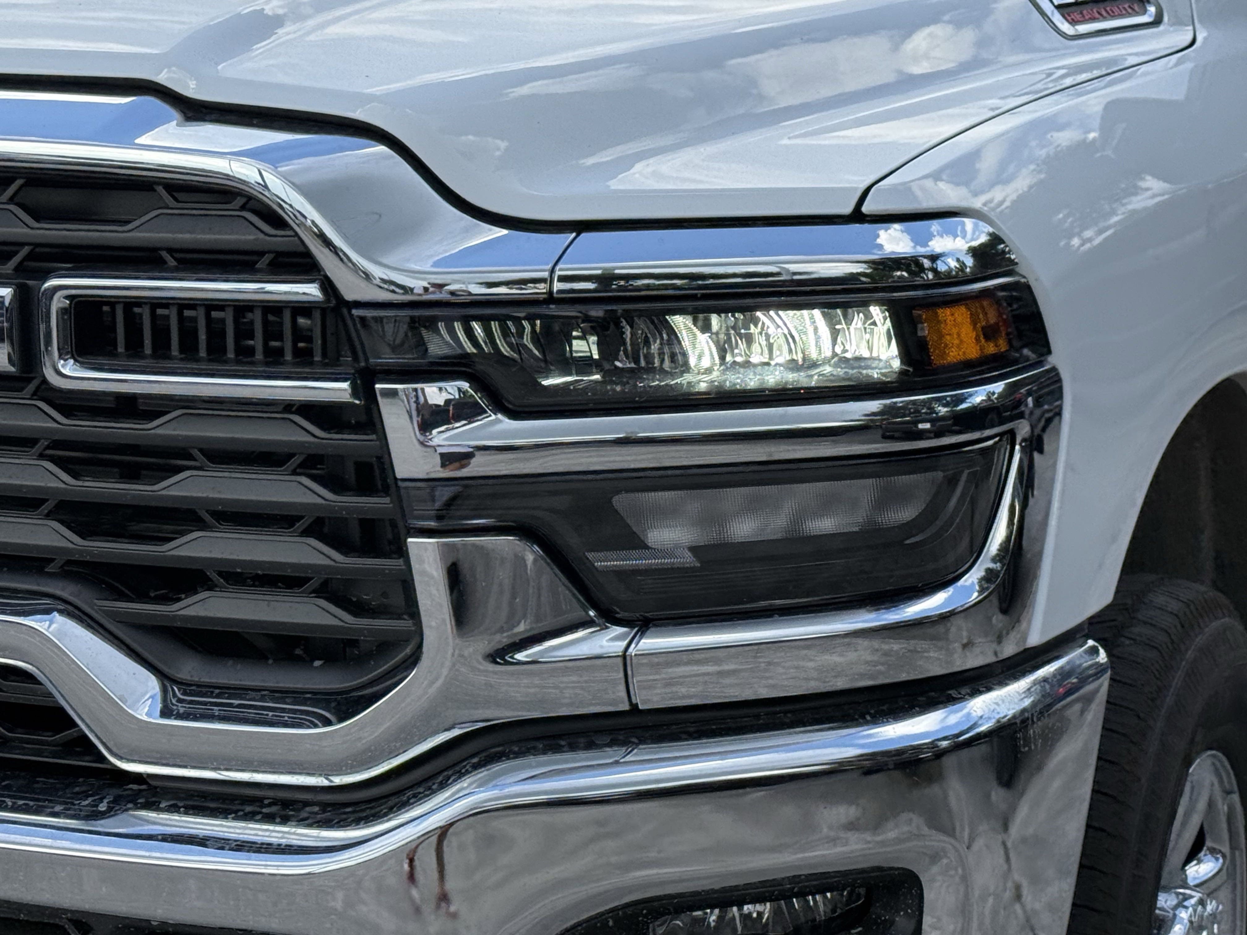 2026 Ram 2500 Tradesman photo 4