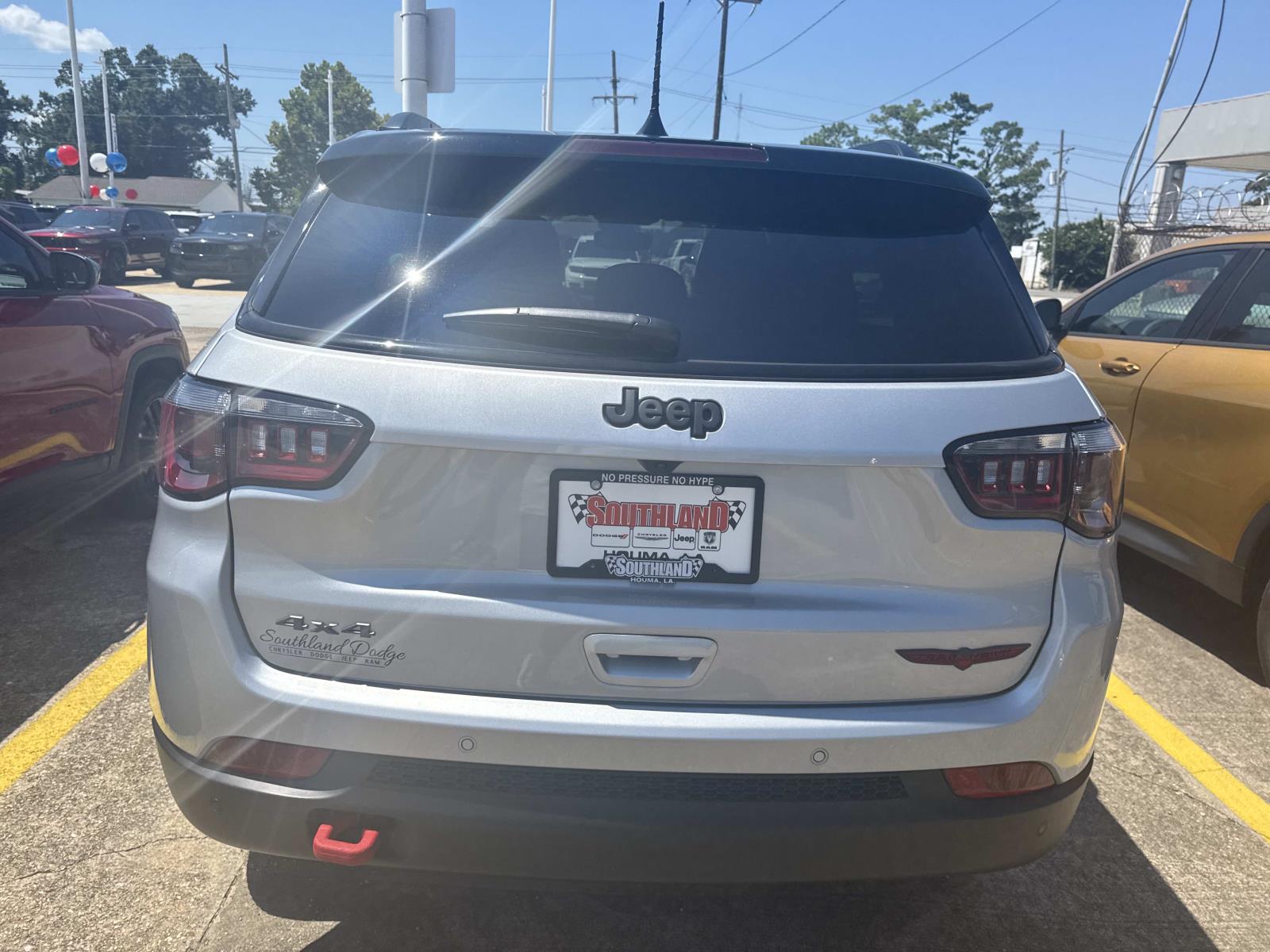 2025 Jeep Compass Trailhawk photo 4