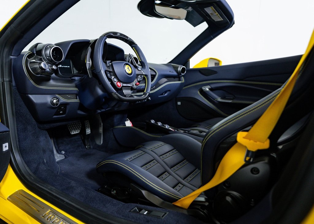 2022 Ferrari F8 Spider Base photo 16