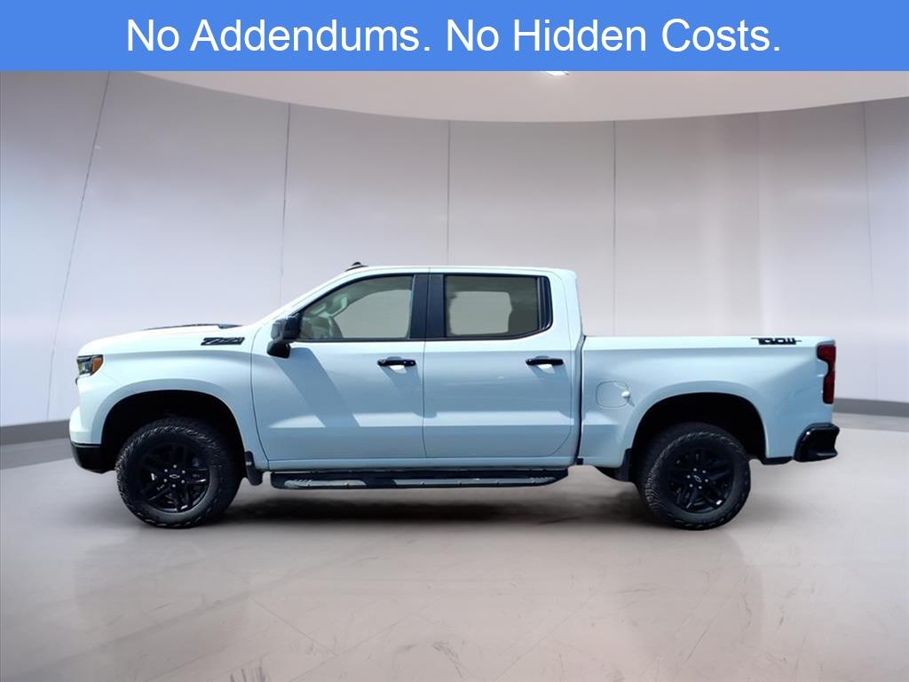 2024 Chevrolet Silverado 1500 LT Trail Boss photo 2
