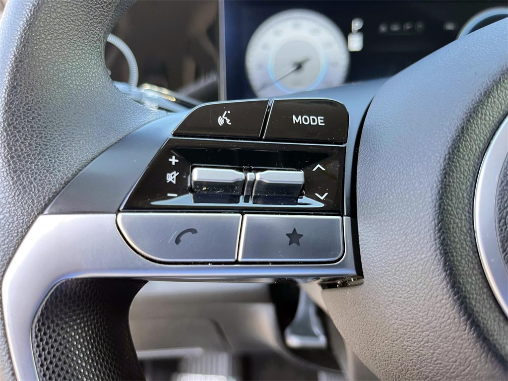 2024 Hyundai Elantra SEL photo 14
