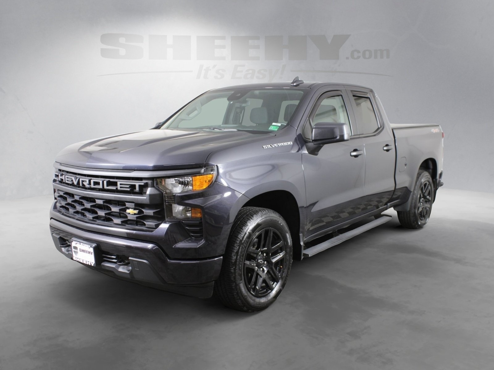2023 Chevrolet Silverado 1500 Custom photo 4