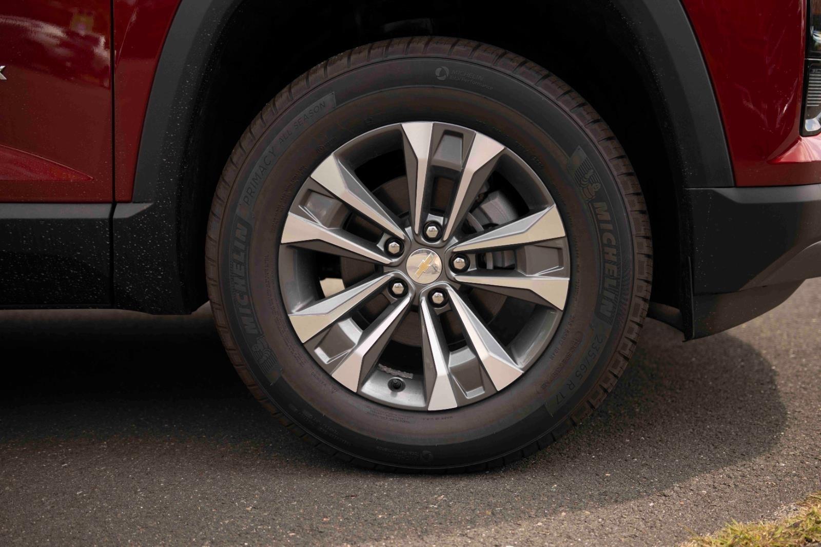 2026 Chevrolet Equinox LT photo 10
