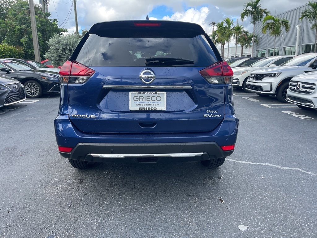 2020 Nissan Rogue SV photo 4