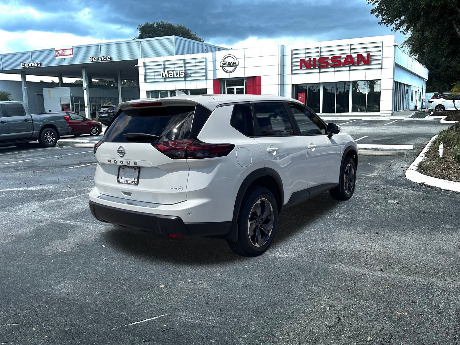 2026 Nissan Rogue SV photo 3