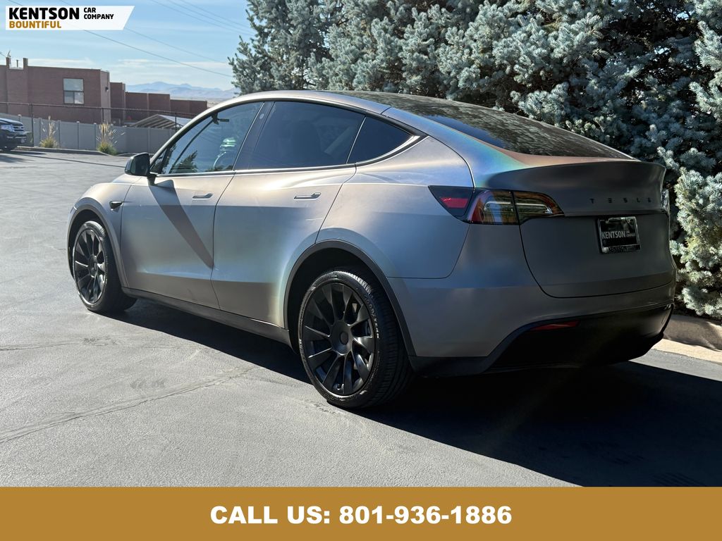 2023 Tesla Model Y Long Range photo 6