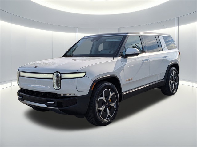 2023 Rivian R1S Adventure's photo