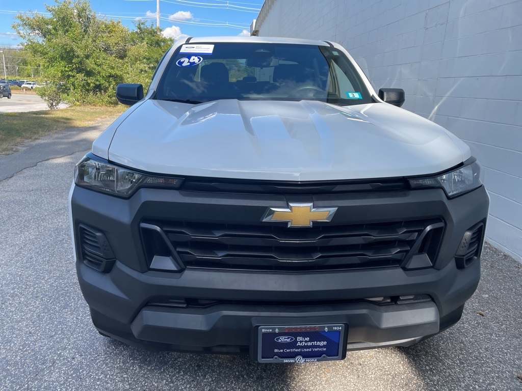 2024 Chevrolet Colorado Work Truck photo 2