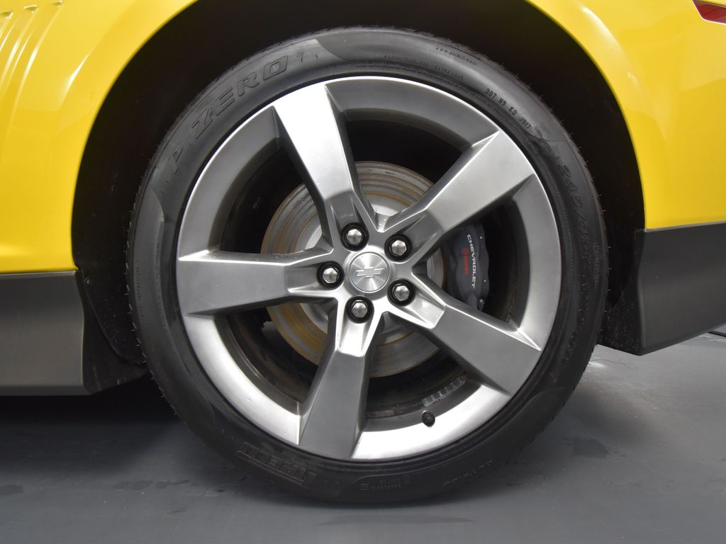 2010 Chevrolet Camaro 2SS RS photo 10