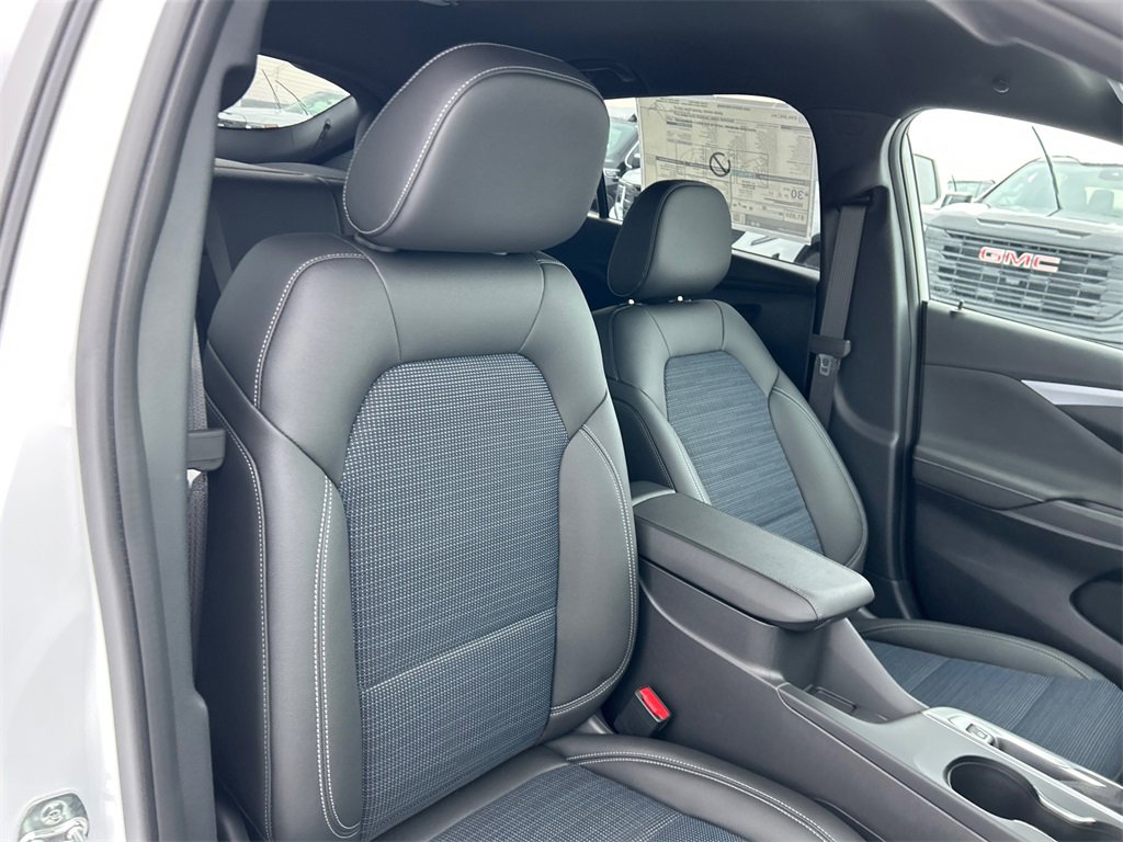 2026 BUICK ENVISTA - Image 32