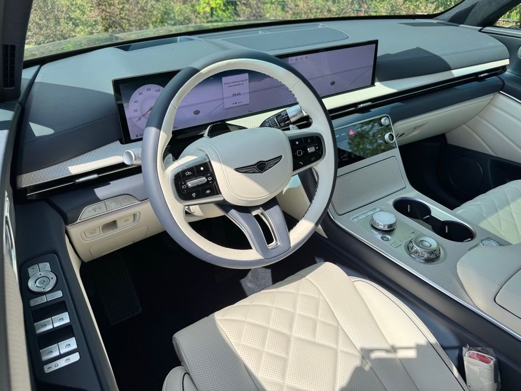 2025 Genesis GV80 3.5T Prestige photo 2