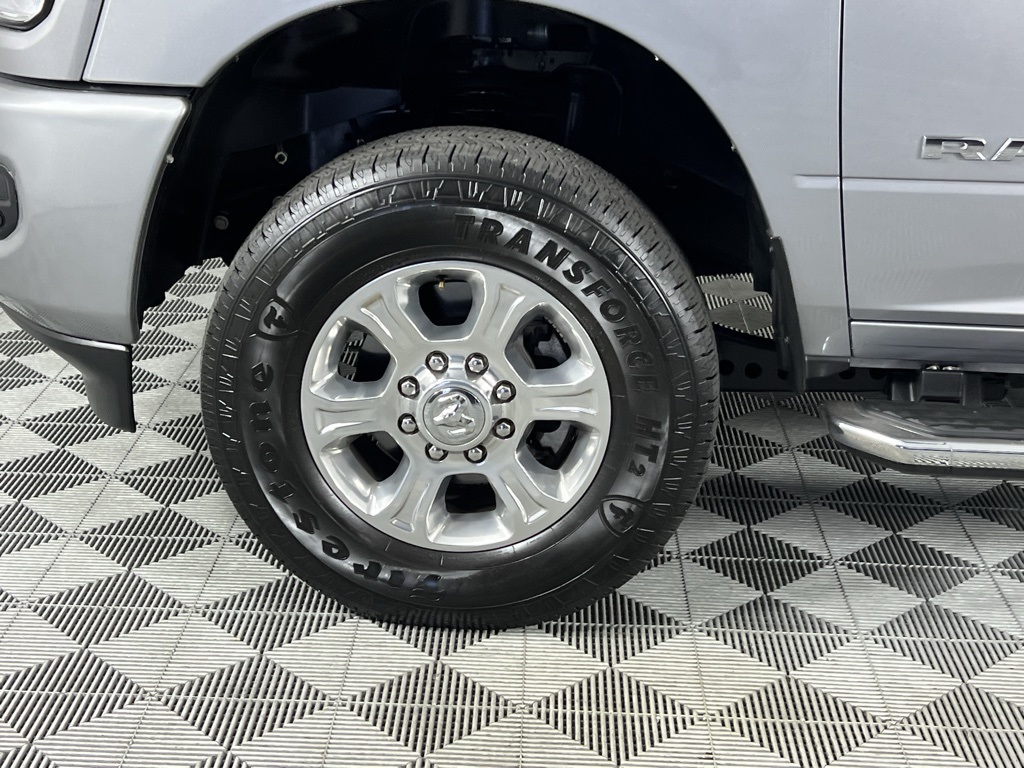 2024 Ram 2500 Big Horn photo 9