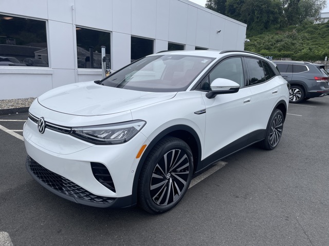 2025 Volkswagen ID.4 Pro photo 3