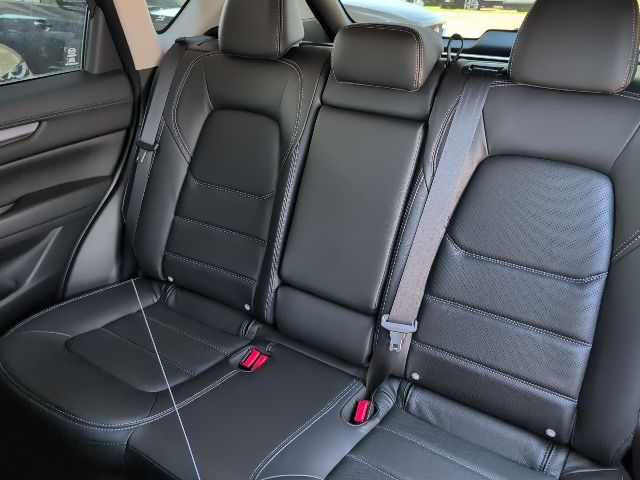 2025 Mazda CX-5 2.5 S Preferred photo 14