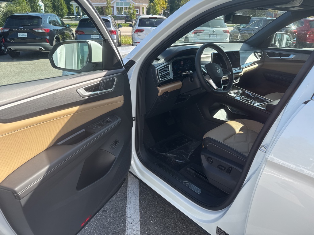 2026 Volkswagen Atlas Cross Sport SE Technology photo 15