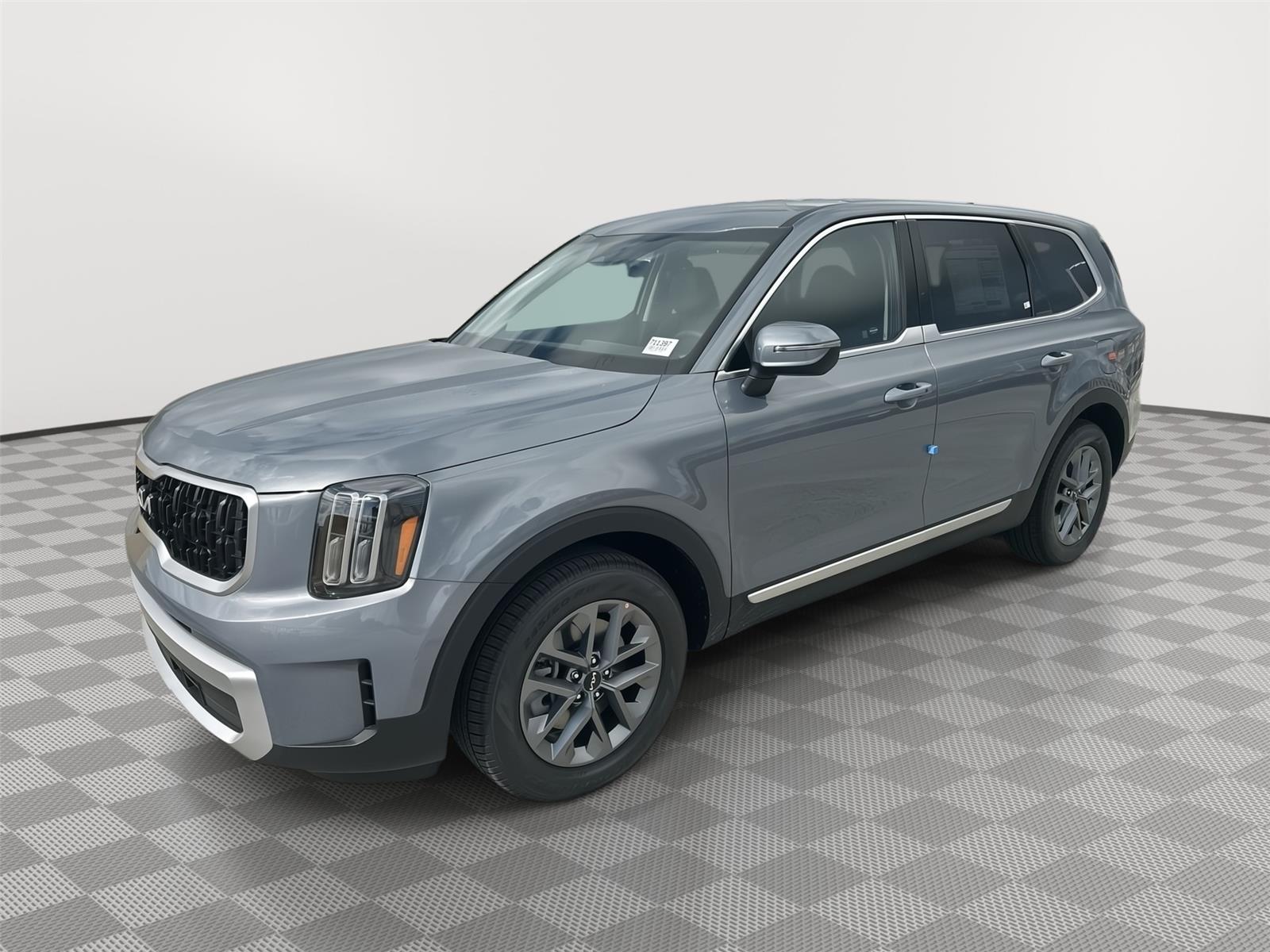 2025 Kia Telluride LX's photo