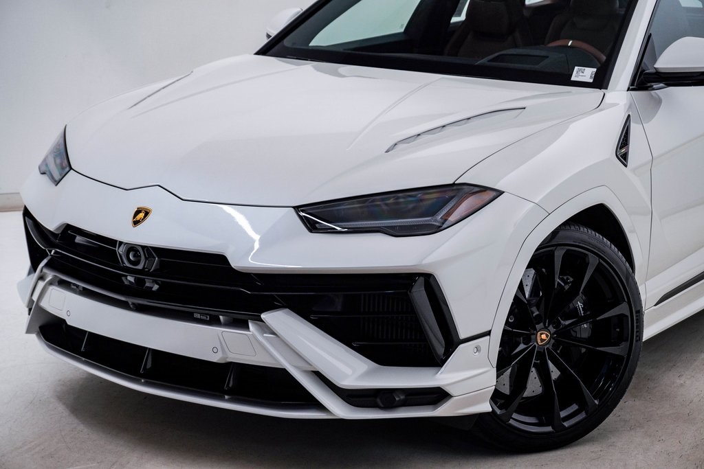 2024 Lamborghini Urus S photo 4