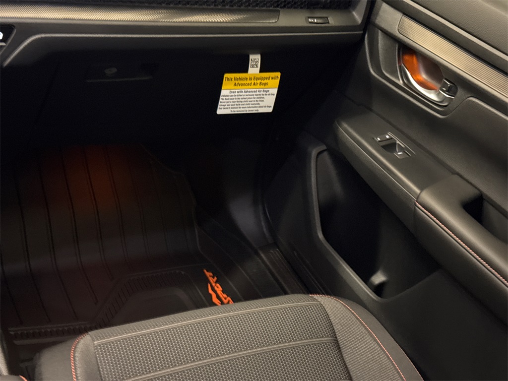 2026 Honda CR-V Hybrid photo 8