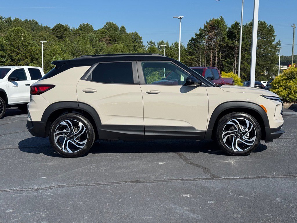 2026 Chevrolet Trailblazer RS photo 2