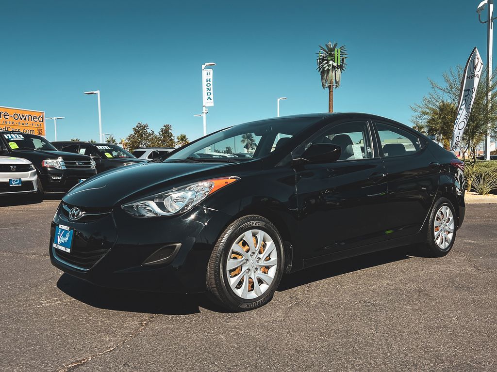 2012 Hyundai Elantra GLS photo 12