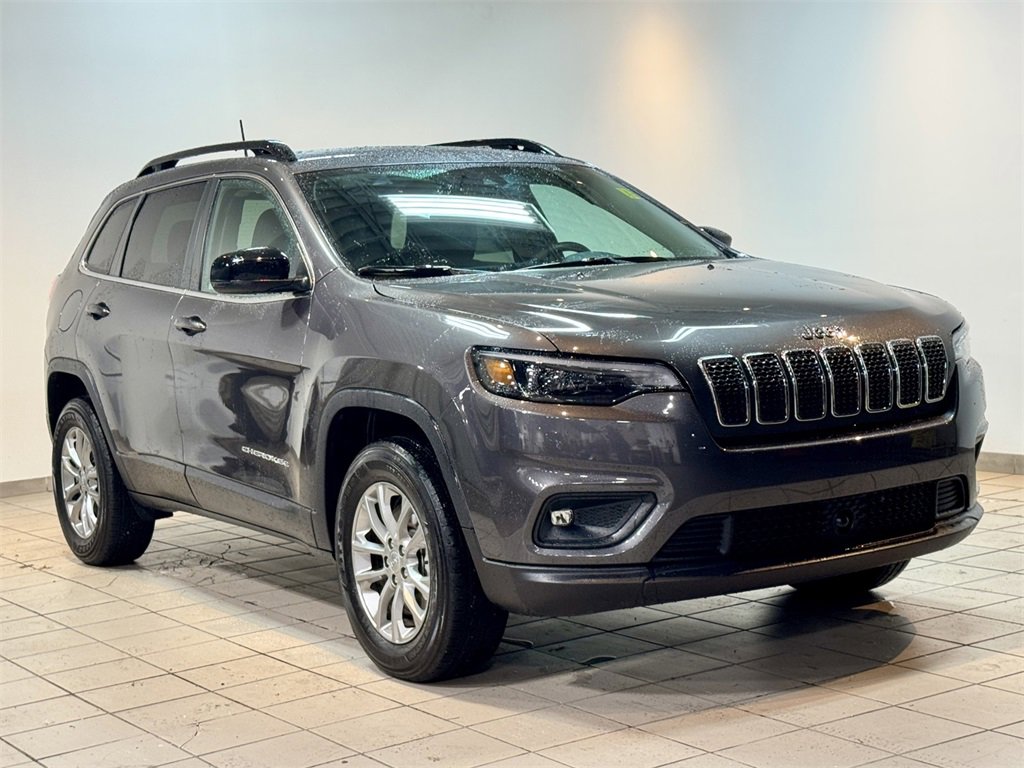 2022 Jeep Cherokee Latitude Lux photo 3