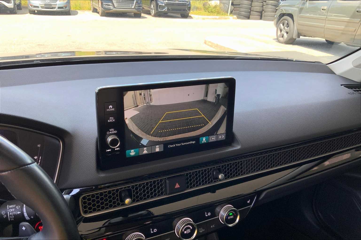 2022 Honda Civic Touring photo 27