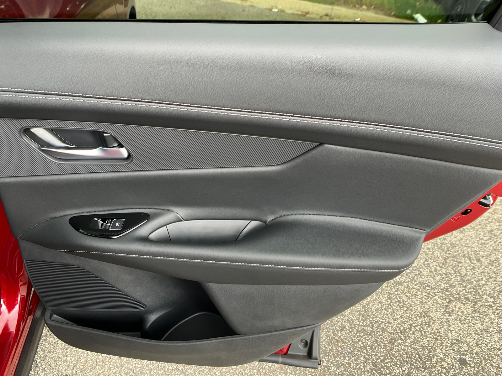 2025 Nissan Murano SL photo 17
