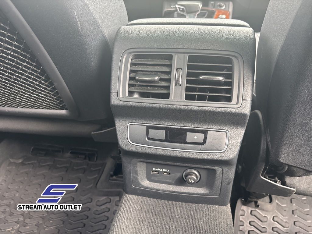 2023 Audi Q5 40 Premium Plus photo 15