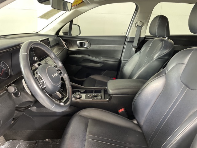 2022 Kia Sorento Hybrid S photo 18