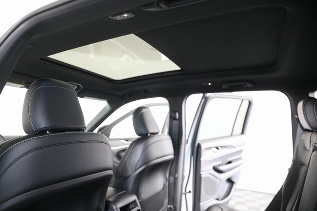 2025 Jeep Grand Cherokee Limited photo 19