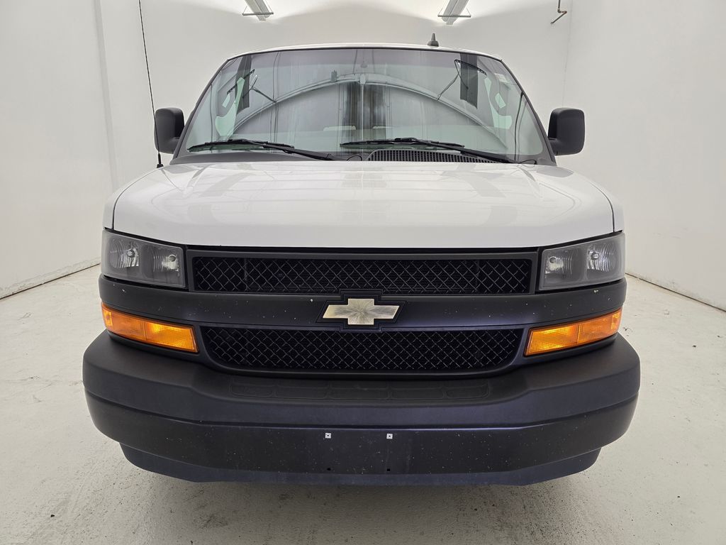 2022 Chevrolet Express 3500 LS photo 16