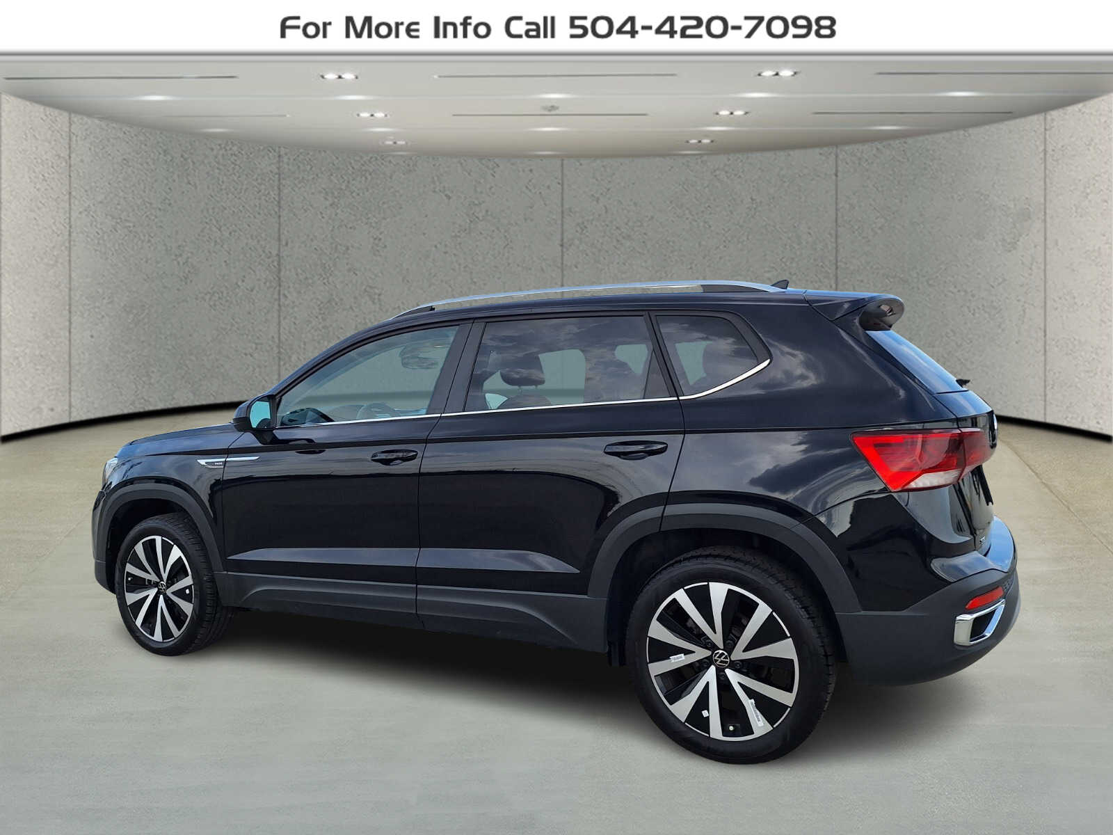 2024 Volkswagen Taos SE photo 7