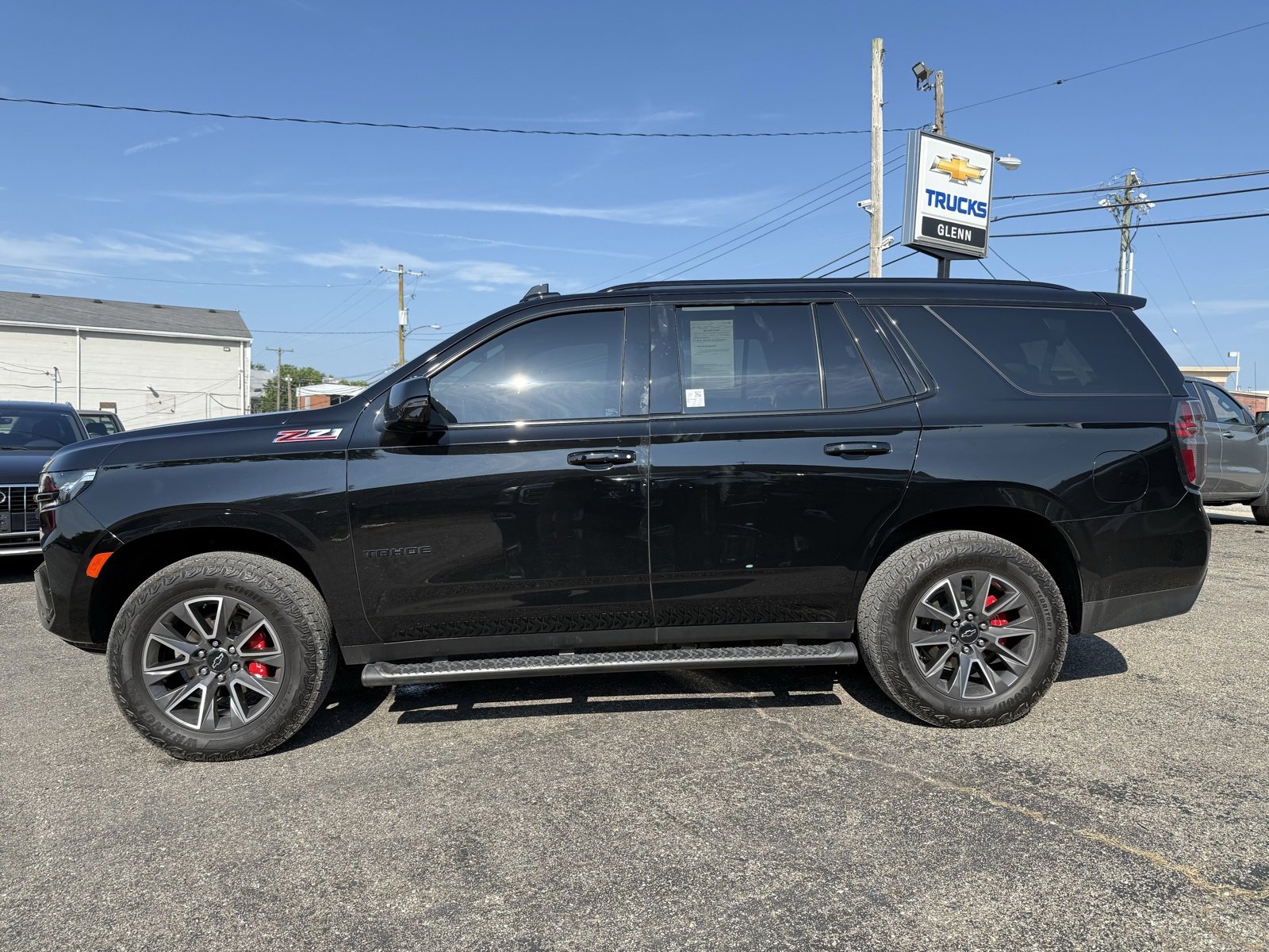 2024 Chevrolet Tahoe Z71 photo 2