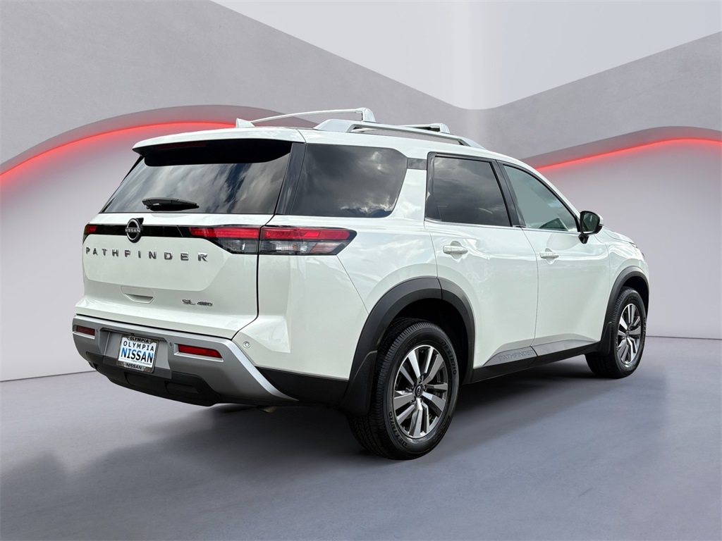 2022 Nissan Pathfinder SL photo 4