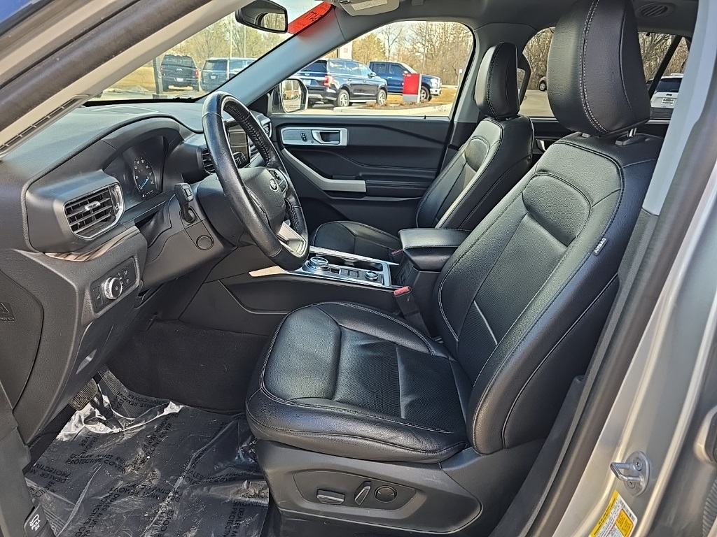 2022 Ford Explorer Limited photo 5