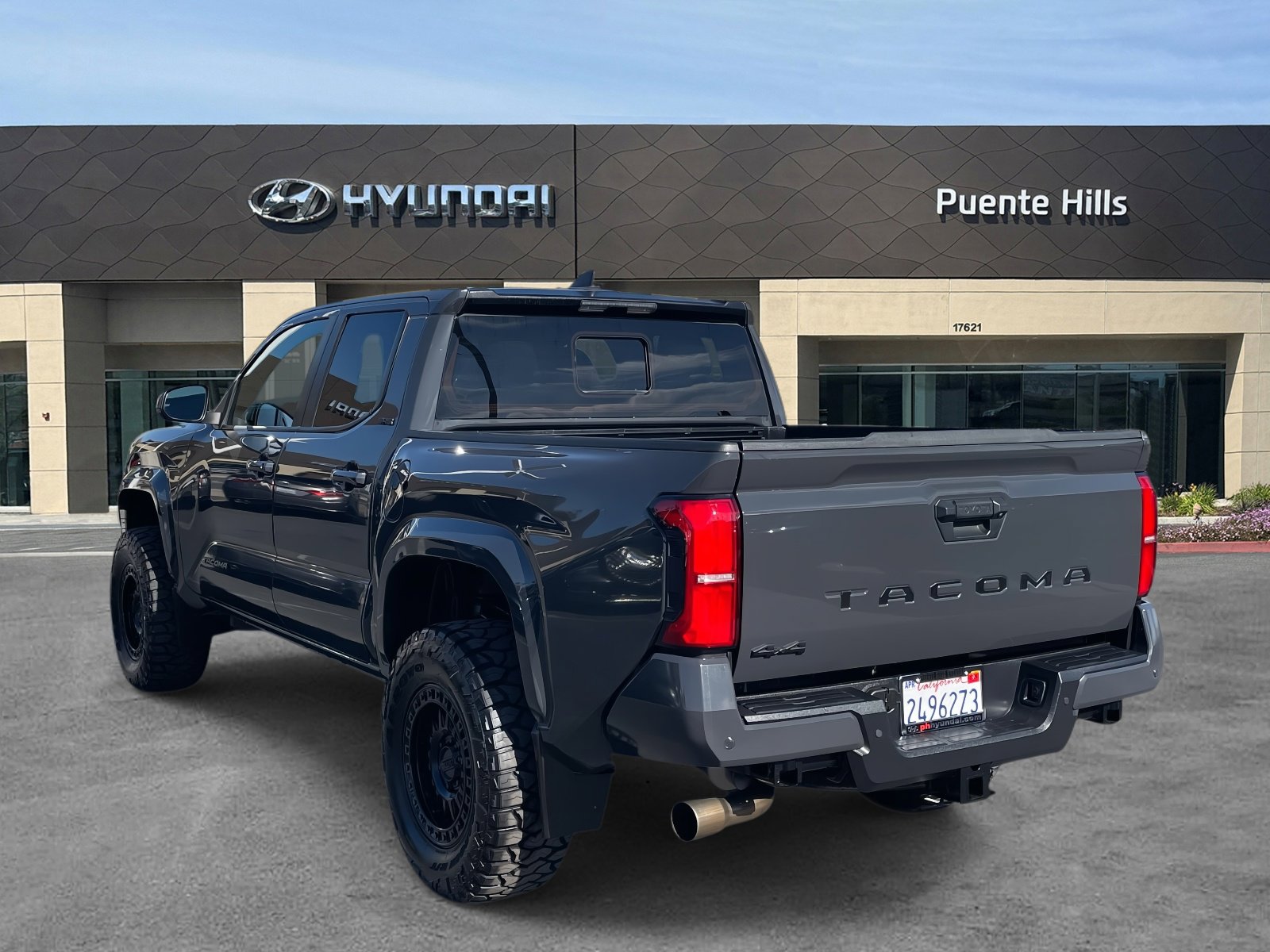 2024 Toyota Tacoma SR5 photo 4