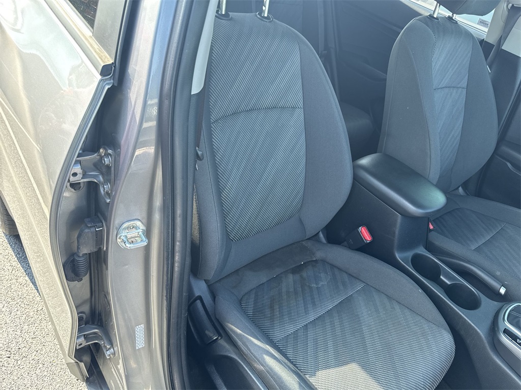 2022 Kia Seltos LX photo 27