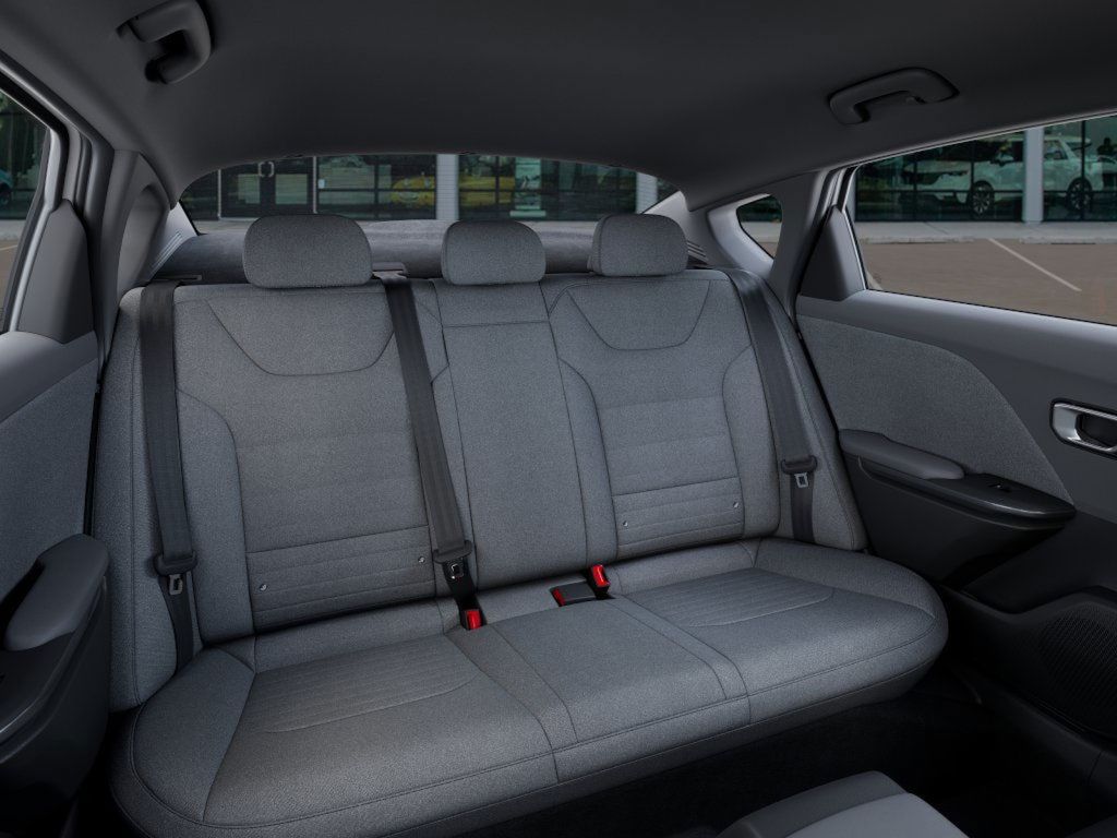 2025 Kia K4 EX photo 15