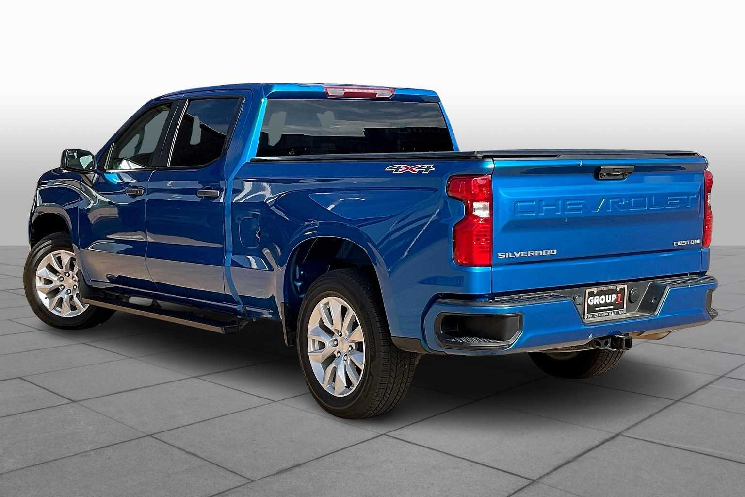 2022 Chevrolet Silverado 1500 Custom photo 11