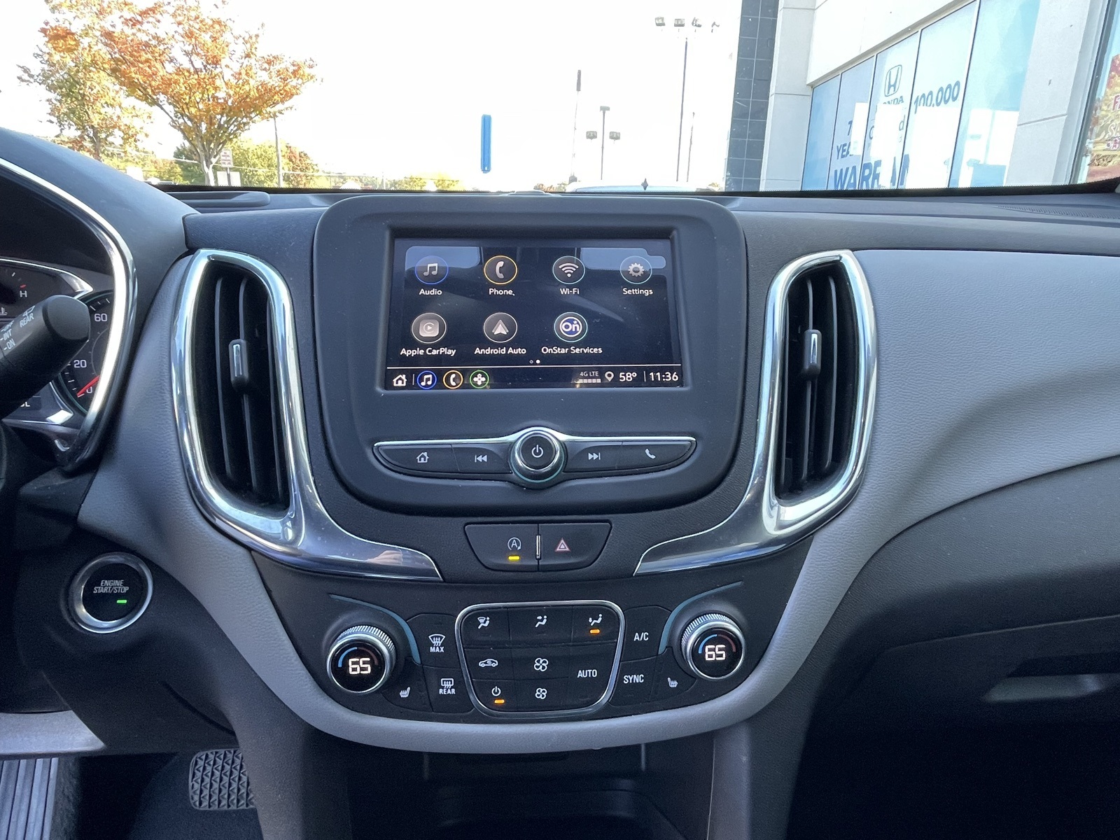 2023 Chevrolet Equinox LT photo 4