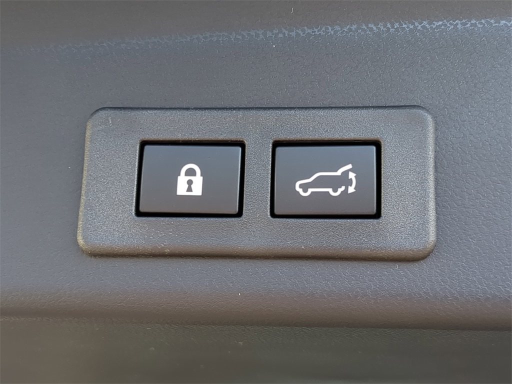 2025 Subaru Ascent Onyx Edition Touring photo 10