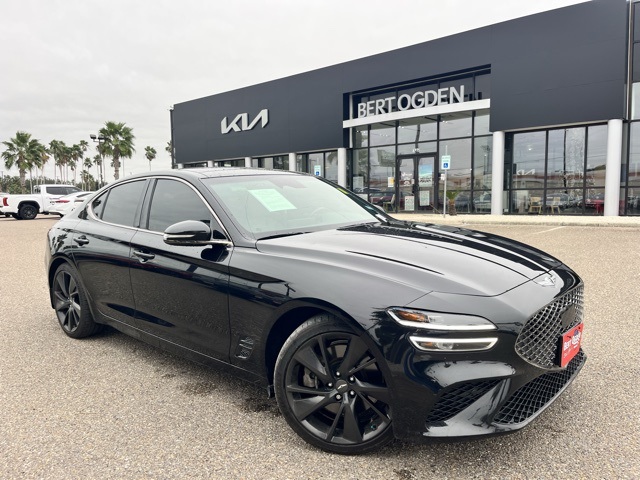 2023 GENESIS G70 Standard's photo