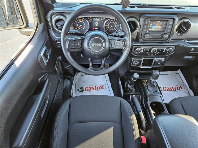 2021 Jeep Wrangler Unlimited Willys photo 11