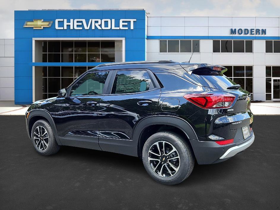 2026 Chevrolet Trailblazer LT photo 3