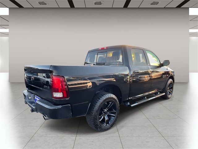 2015 Ram 1500 Sport photo 2